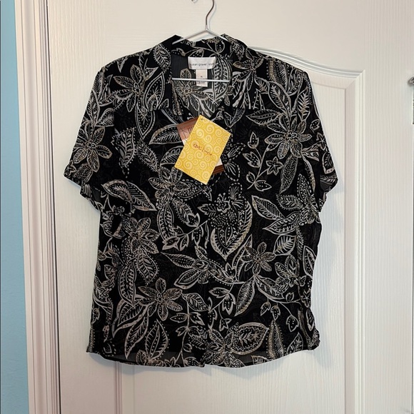 Susan Graver Black and White Floral Blouse - Picture 1 of 8